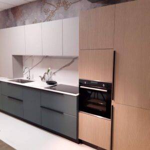 Cucina Cannettata legno dogato e verde