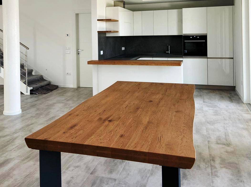 tavolo-artigianale-fisso-bordo-scortecciato-rovere-vintage4