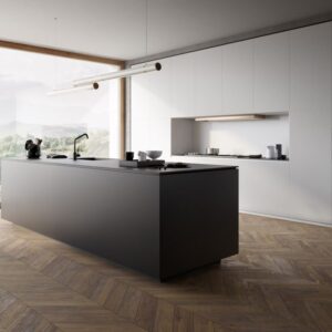 Cucina isola nero assoluto e portale laccato bianco
